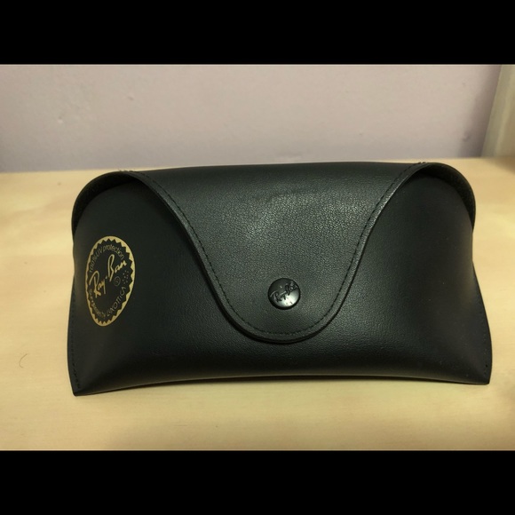 Ray-Ban ® RB4147 - Picture 5 of 7